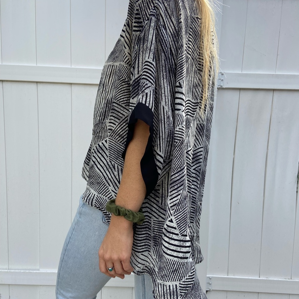 Silence and noise kimono - Picture 2 of 8